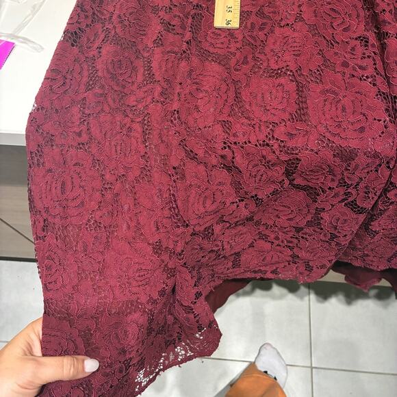 Fame and Partners Burgundy Lace Gown Sz 8 - Picture 11 of 12